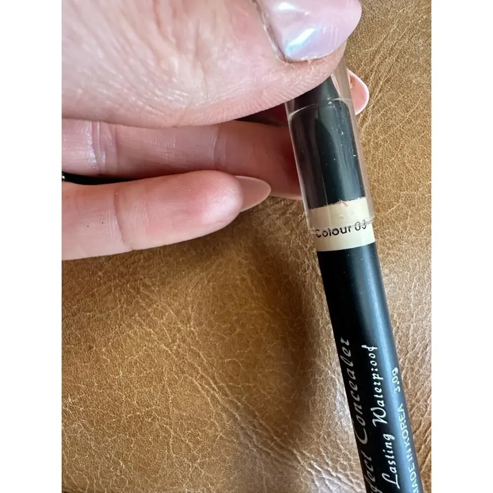 NIB Korean Concealer Pencil Trio – Precision Spot Concealer / Brow Clean-Up ✨